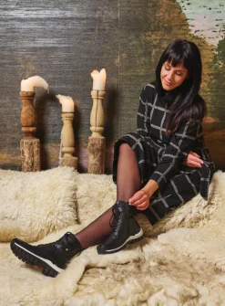 Wolky Reach - zwart/wit leer<DAMES Hoge Veterschoenen|Veterlaarzen