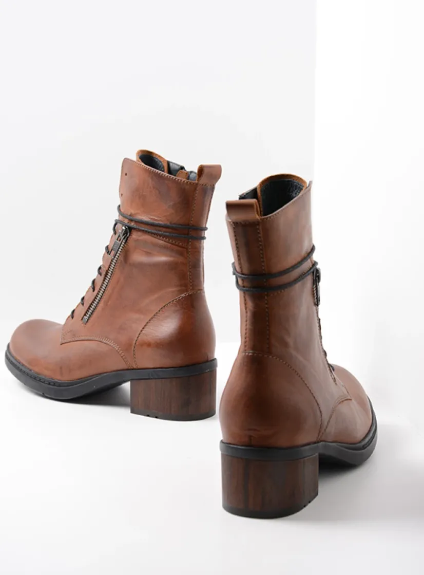 Wolky Rimbley - cognac leer<DAMES Veterlaarzen|Halfhoge Laarzen