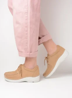 Wolky Roll Shoe - beige nubuck<DAMES Lage Veterschoenen