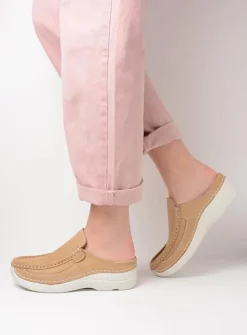 Wolky Roll Slide - beige nubuck<DAMES Slippers|Klompen