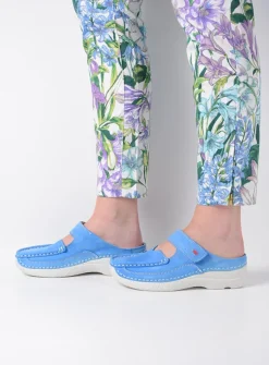 Wolky Roll Slipper - hemelsblauw nubuck<DAMES Slippers|Klompen
