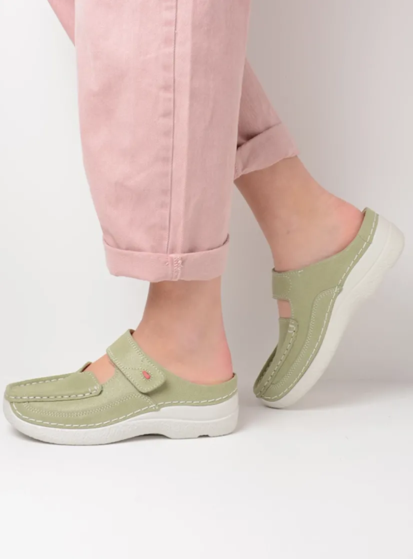 Wolky Roll Slipper - lichtgroen nubuck<DAMES Slippers|Klompen