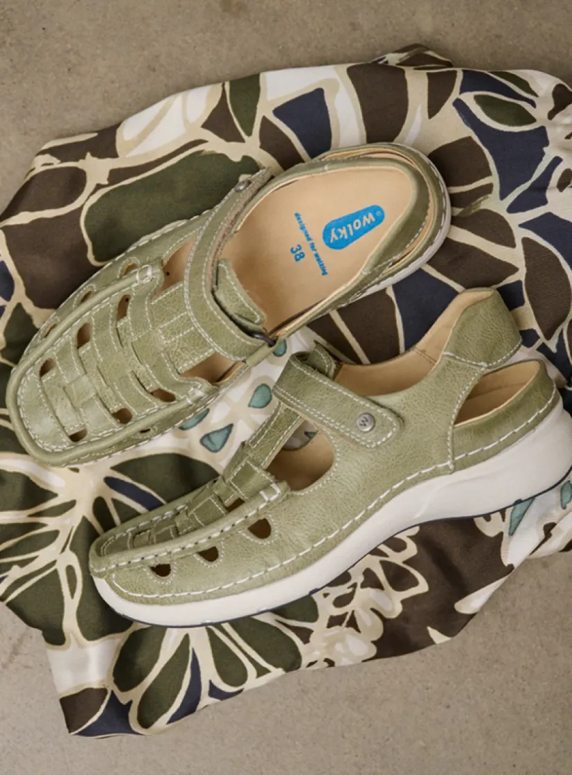 Wolky Rolling Sun - lichtgroen leer<DAMES Sandalen