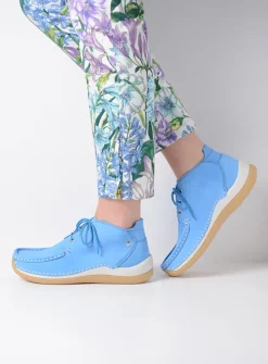 Wolky Rosella - lichtblauw nubuck<DAMES Lage Veterschoenen|Hoge Veterschoenen
