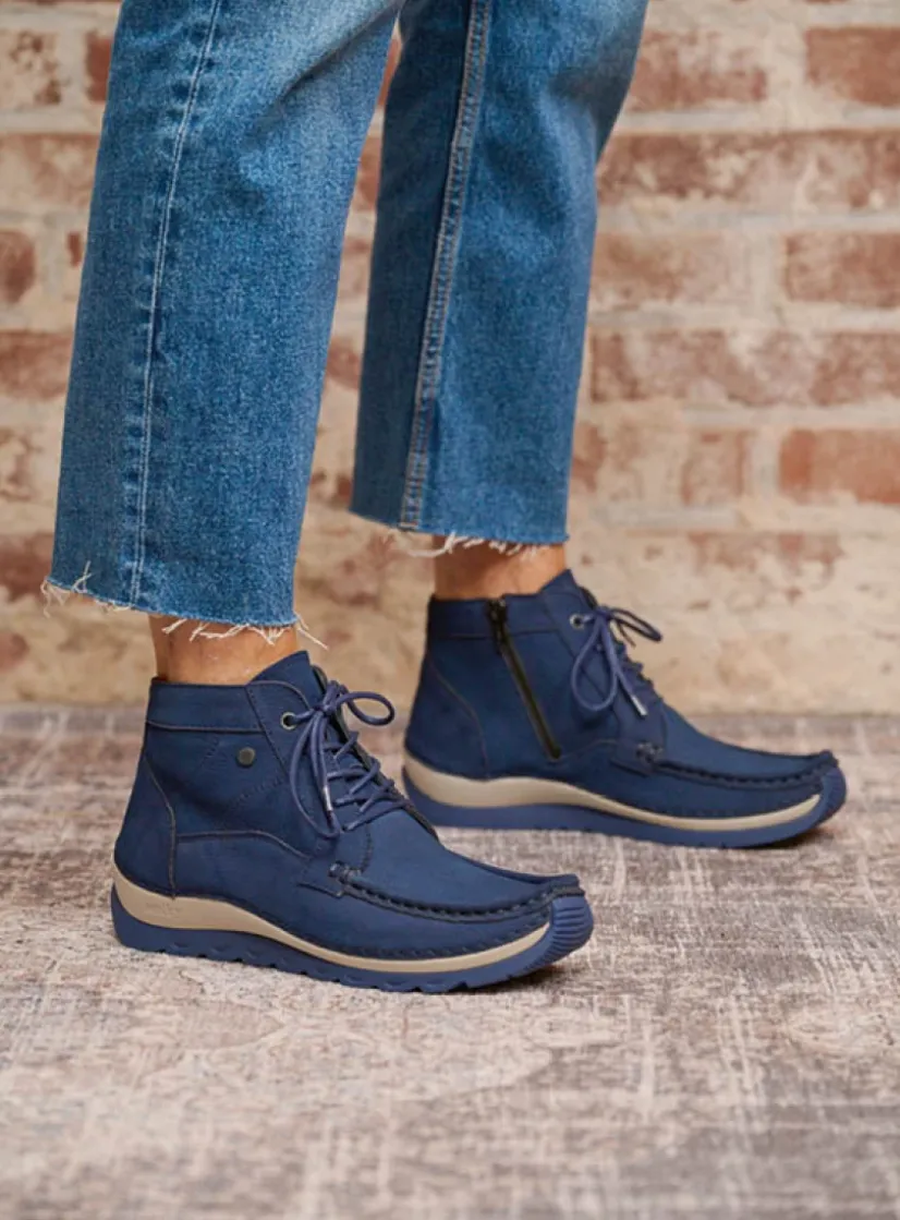 Wolky Salado - blauw nubuck<DAMES Hoge Veterschoenen