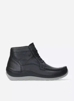 Wolky Salado - zwart leer<DAMES Hoge Veterschoenen