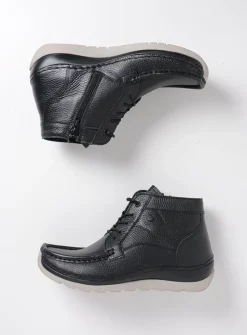 Wolky Salado - zwart leer<DAMES Hoge Veterschoenen