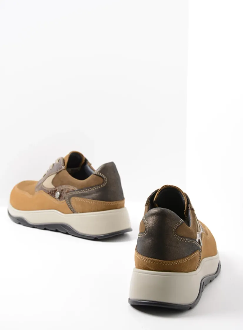 Wolky Sappho - cognac combi leer<DAMES Lage Veterschoenen|Wandelschoenen