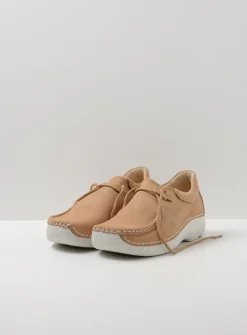Wolky Seamy Shoe - beige nubuck<DAMES Lage Veterschoenen