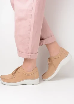 Wolky Seamy Shoe - beige nubuck<DAMES Lage Veterschoenen