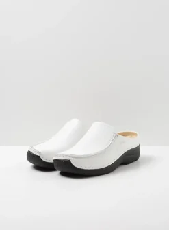 Wolky Seamy Slide - wit geprint leer<DAMES Slippers|Klompen
