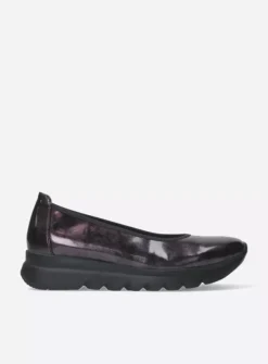 Wolky Snallerina F2F - bordeaux lak biocare<DAMES Instappers