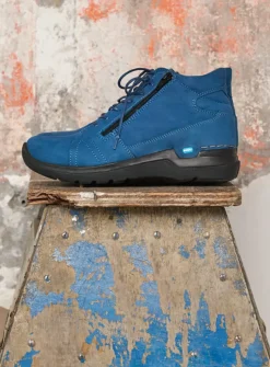 Wolky Why - atlantisch blauw nubuck<DAMES Hoge Veterschoenen|Wandelschoenen