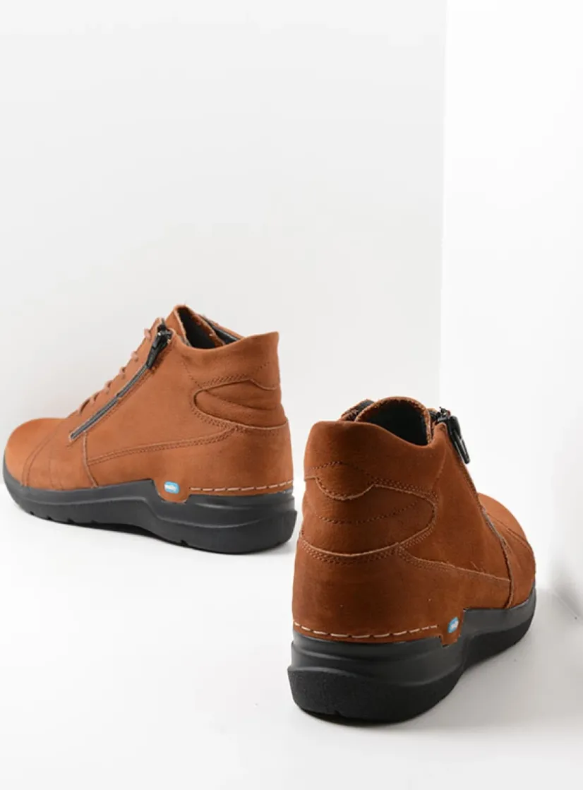 Wolky Why - cognac nubuck<DAMES Hoge Veterschoenen|Wandelschoenen