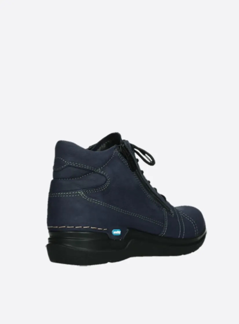 Wolky Why - paars nubuck<DAMES Hoge Veterschoenen|Wandelschoenen