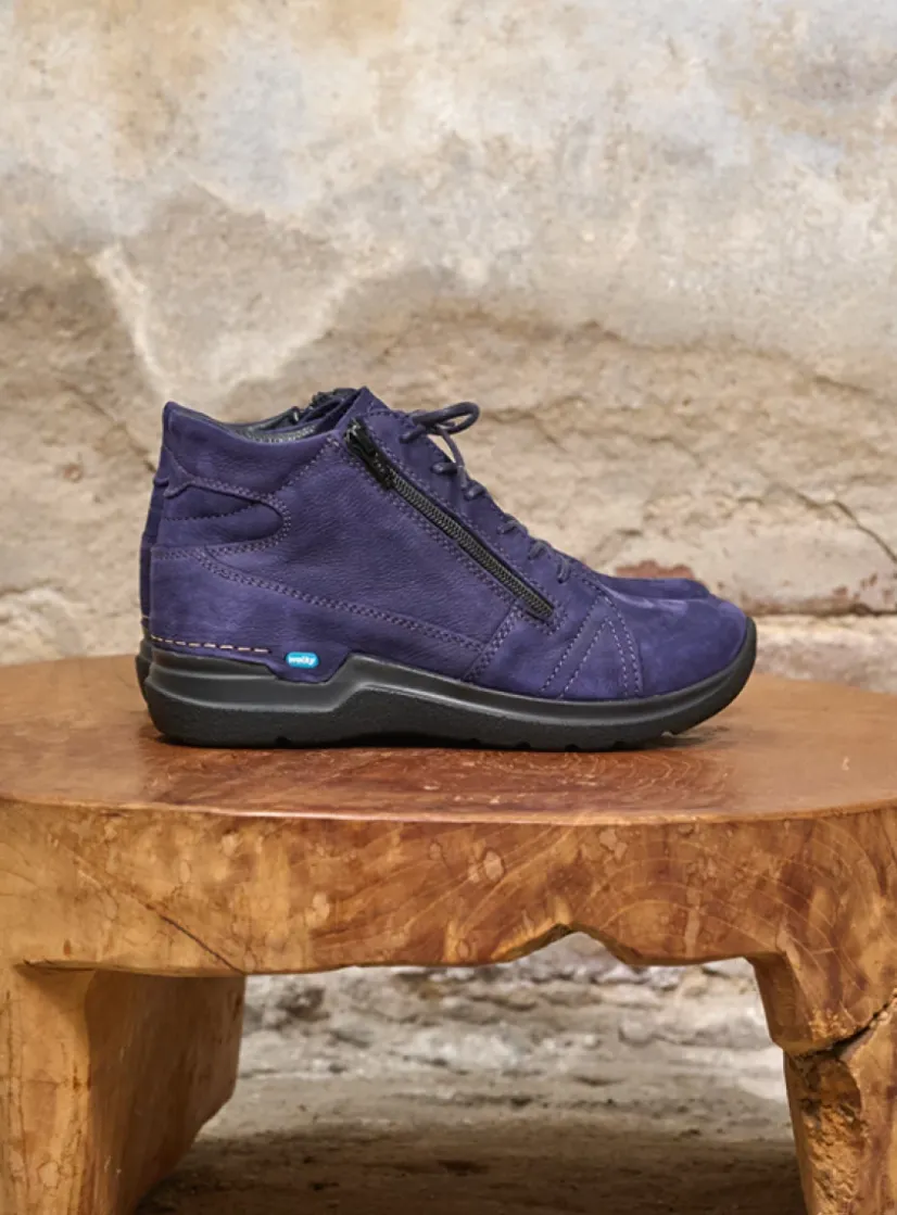 Wolky Why - paars nubuck<DAMES Hoge Veterschoenen|Wandelschoenen