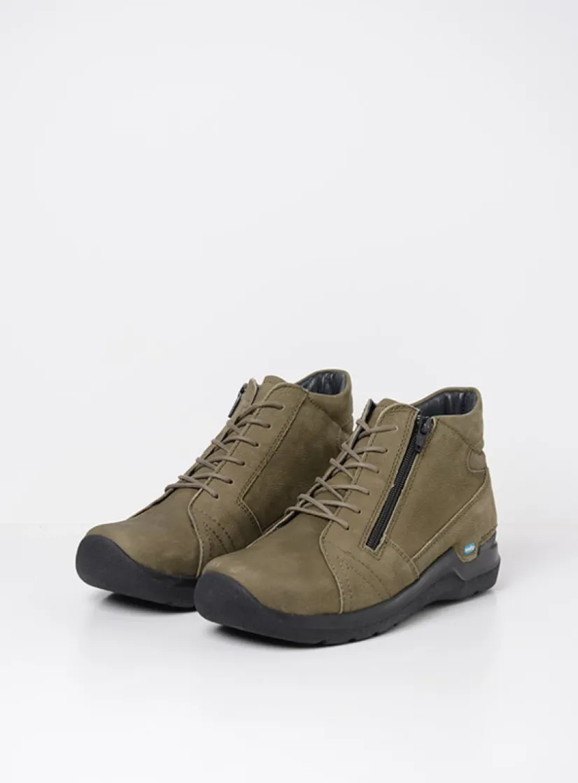 Wolky Why - pesto groen nubuck<DAMES Hoge Veterschoenen|Wandelschoenen