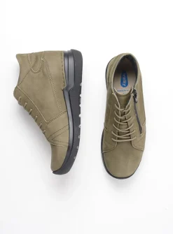 Wolky Why - pesto groen nubuck<DAMES Hoge Veterschoenen|Wandelschoenen