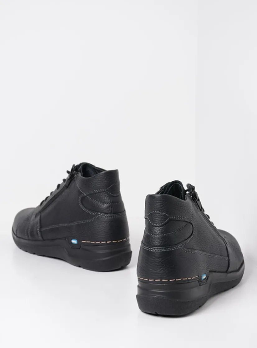 Wolky Why - zwart leer<DAMES Wandelschoenen|Hoge Veterschoenen