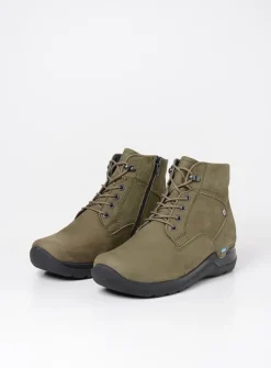 Wolky Whynot HV - pesto groen nubuck<DAMES Hoge Veterschoenen|Wandelschoenen